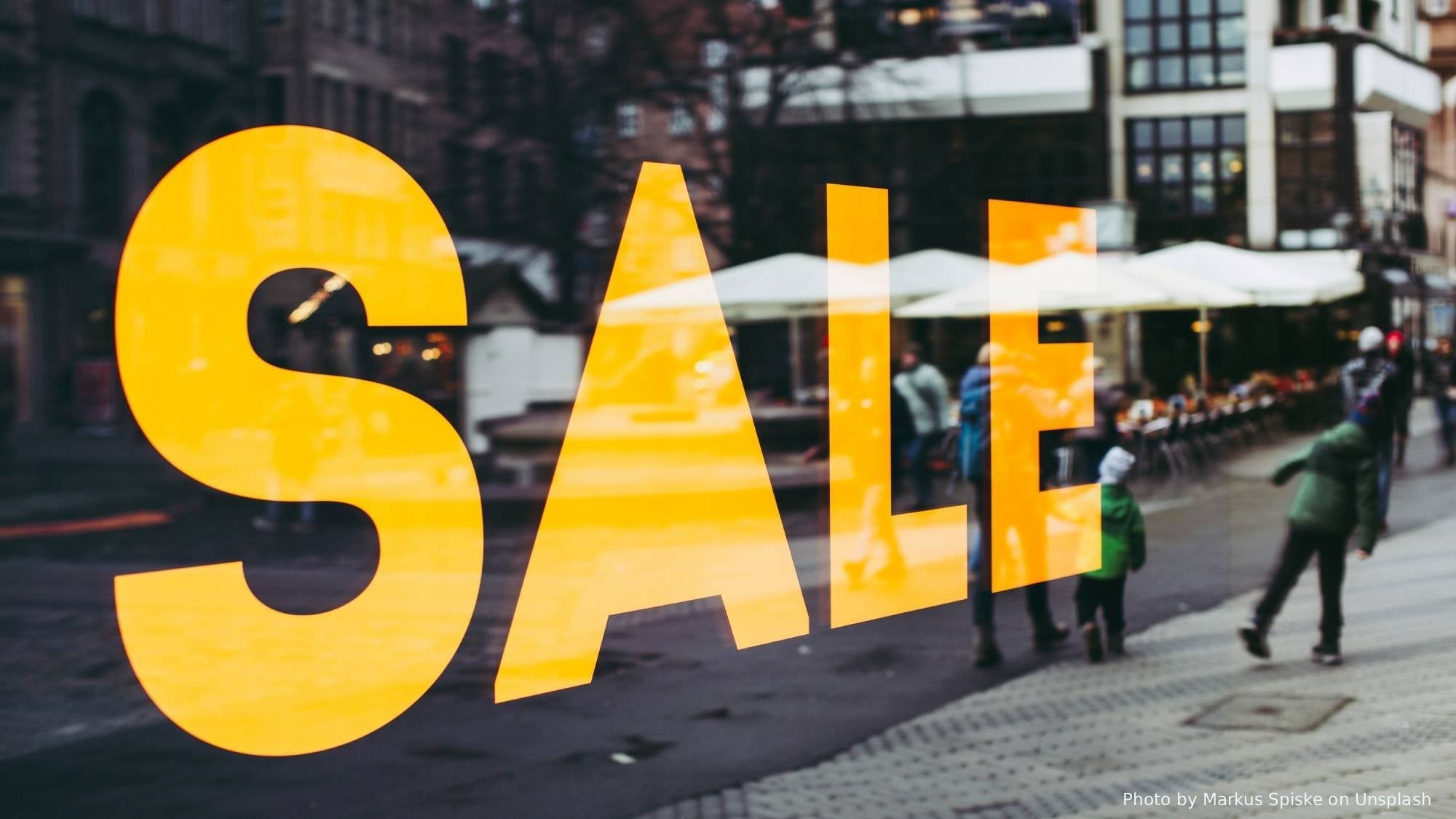 Holiday Forecasting Strategies: How to Prepare for Black Friday & Christmas